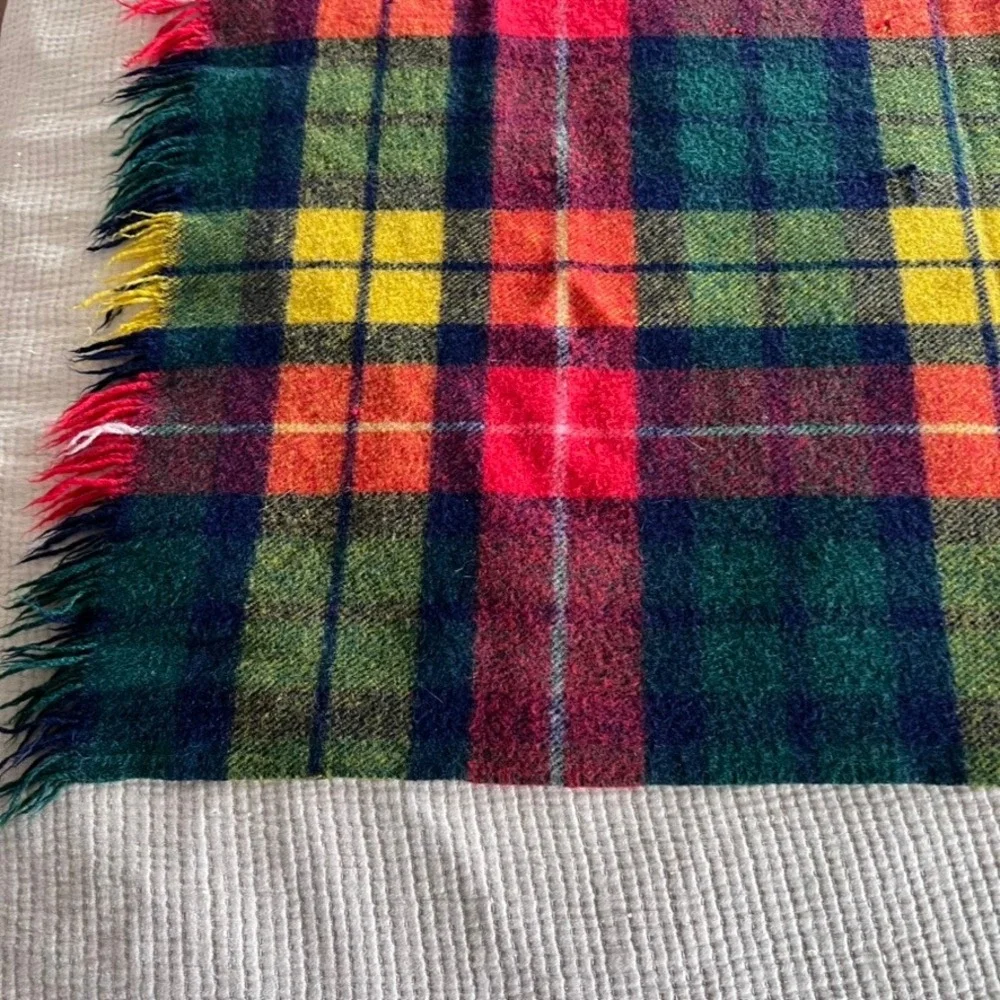 Vintage Tartan Plaid Wool‎ Blanket Throw Fringe Red Green Yellow Blue Cozy 47x50